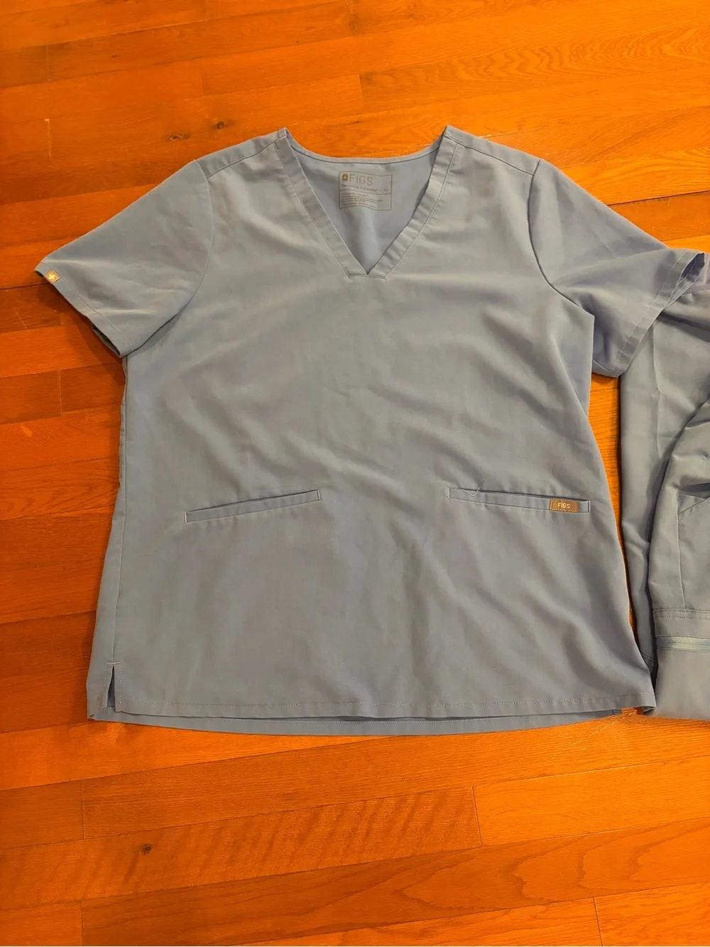 Figs Ceil Blue jogger Scrub Set - size XL